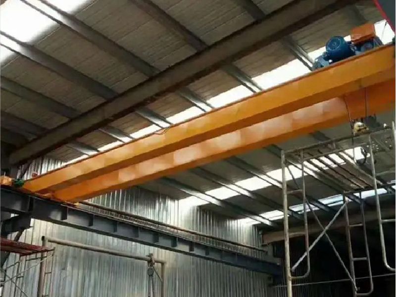 電動(dòng)葫蘆橋式起重機(jī)