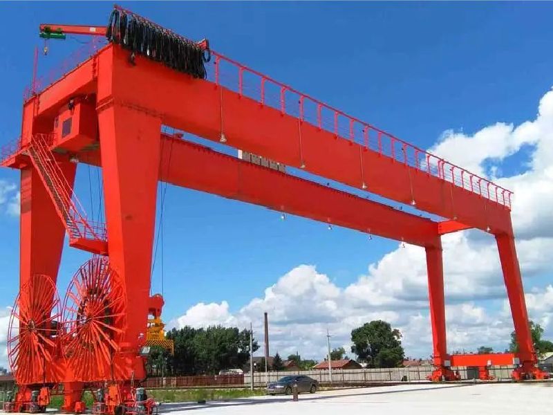 通用門(mén)式起重機(jī)